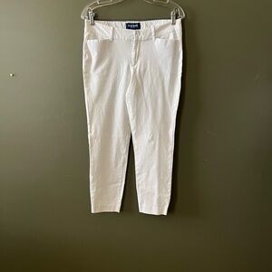 White cropped pants